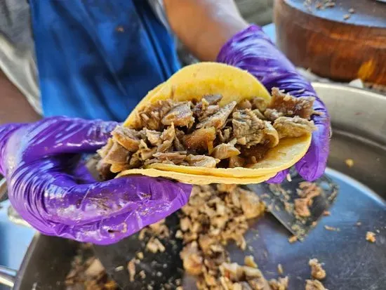 Carnitas Y Chicharrones El Gallo