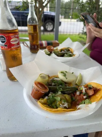 Taqueria El Pichon (Food Truck)