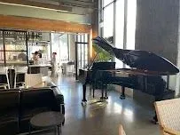Dento Piano Cafe and Bar