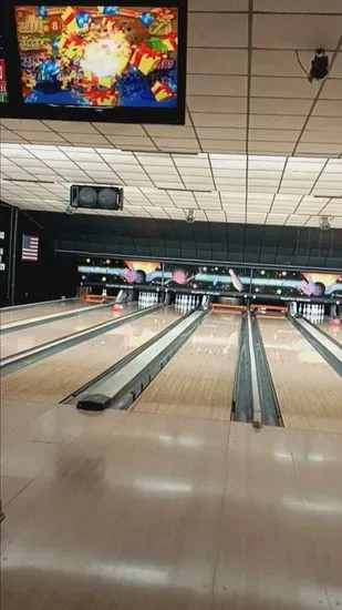 Premier Lanes