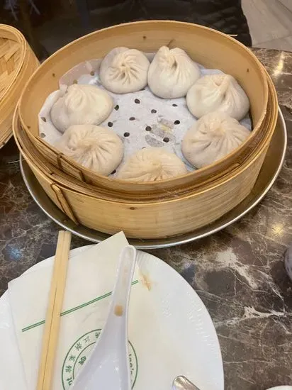 Lu Ming Chun (Joe's Shanghai)