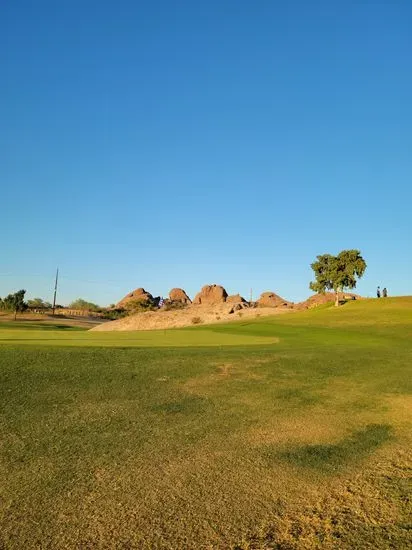 Grass Clippings Rolling Hills