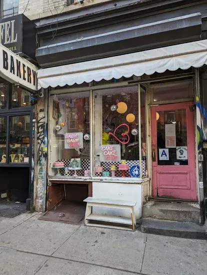 Erin McKenna's Bakery NYC