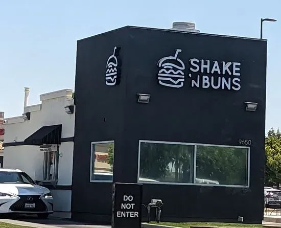 Shake ‘ N Buns