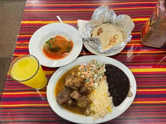 Restaurante Hermelinda Comida Guatemalteca