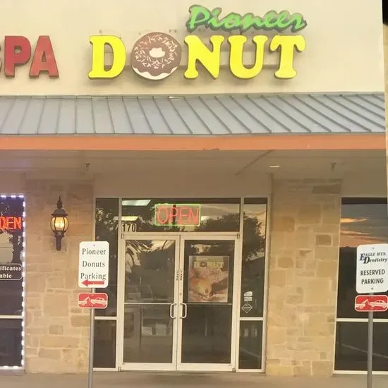 Pioneer Donuts