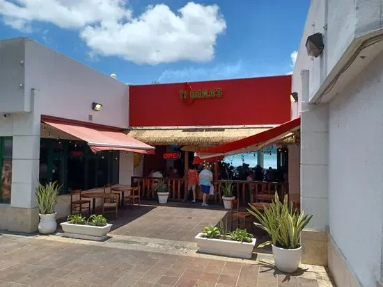Tijuana's Bar & Grill