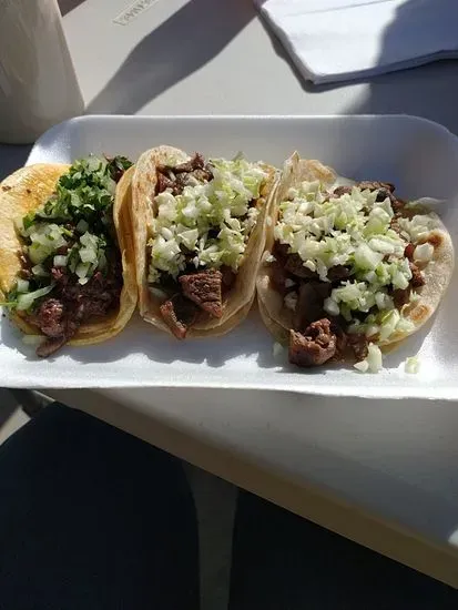 El Bebo's street tacos & hotdogs
