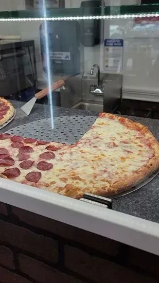 Chico's Pizza (Grand Ave)