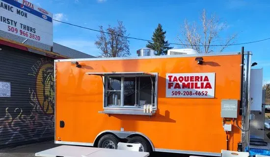 Taqueria Familia