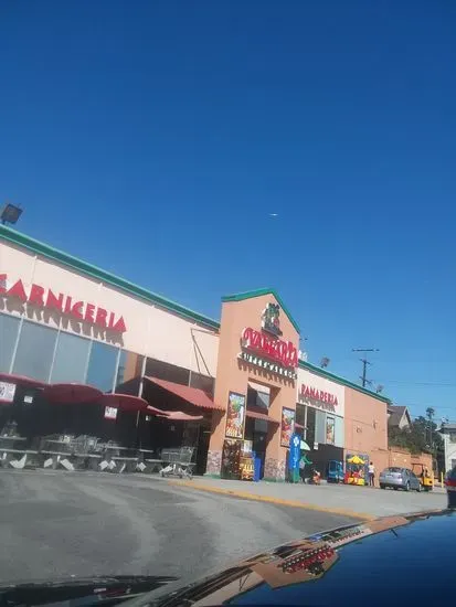 Vallarta Supermarkets