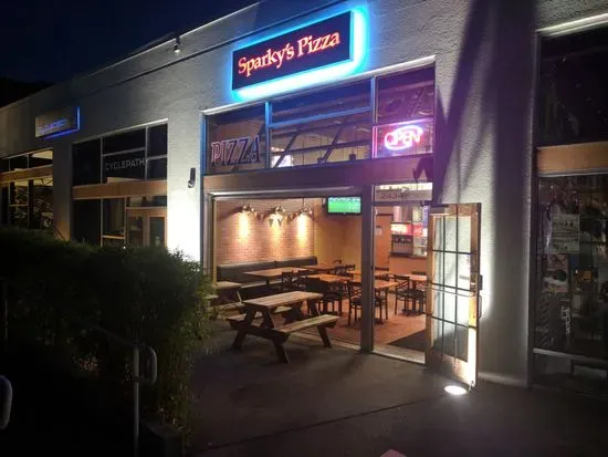 Sparky's Pizza: Portland - Brazee