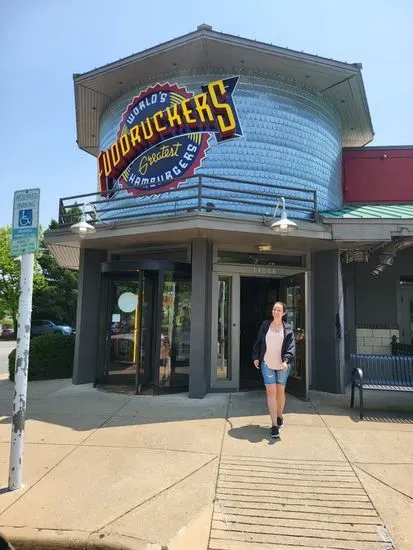 Fuddruckers