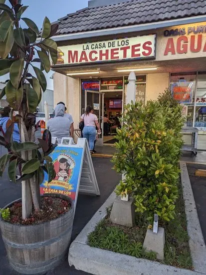 La Casa De Los Machetes