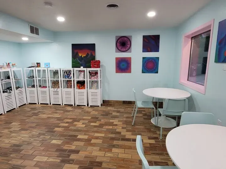 Sweet B's Bakery & Boutique Baldwin, WI Checkle