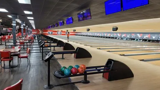 AMF Hilltop Lanes