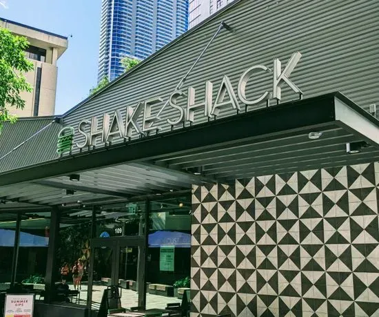 Shake Shack Mary Brickell Village