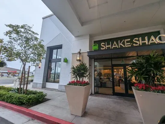 Shake Shack Long Beach