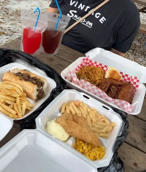 Parc De Oaks Food Truck Park