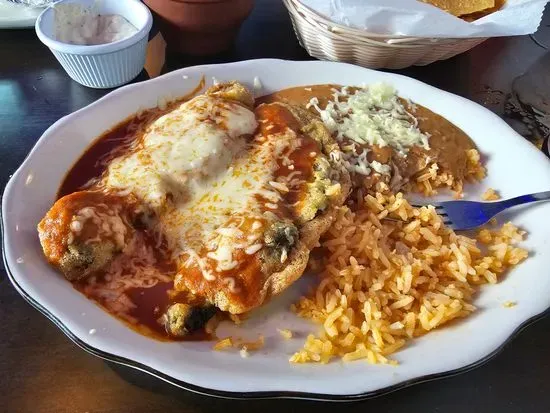 El Azteca Mexican Bar & Grill