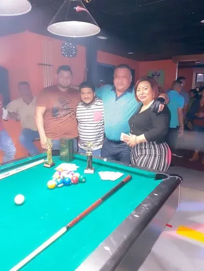 La Ceiba sports bar