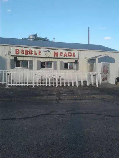 Bobbleheads Bar, Grill & Baquets