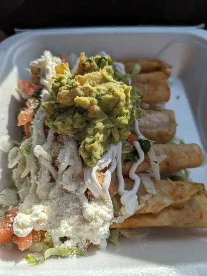 El CHIDO TAQUERIA