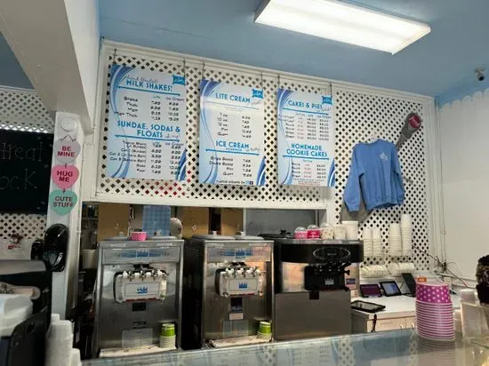 Whip'n Dip Ice Cream Shop