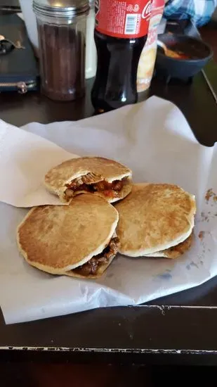 Gorditas y Burritos El Comelón