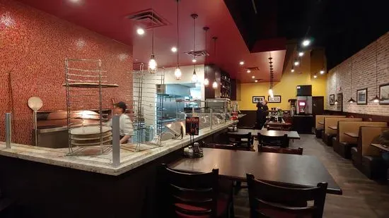 Russo's New York Pizzeria & Italian Kitchen - Grand Parkway Marketplace