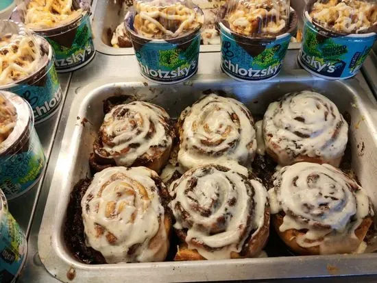 Cinnabon