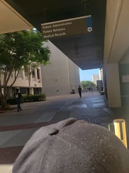 Balboa Hospital Courtyard