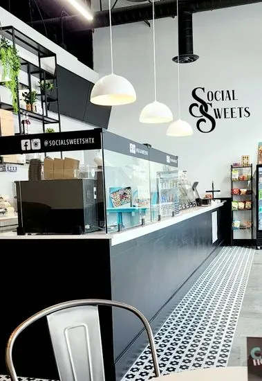 Social Sweets