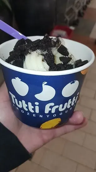 Tutti Frutti Frozen Yogurt