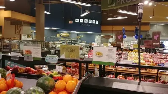 Publix Super Market at 4th Street Station