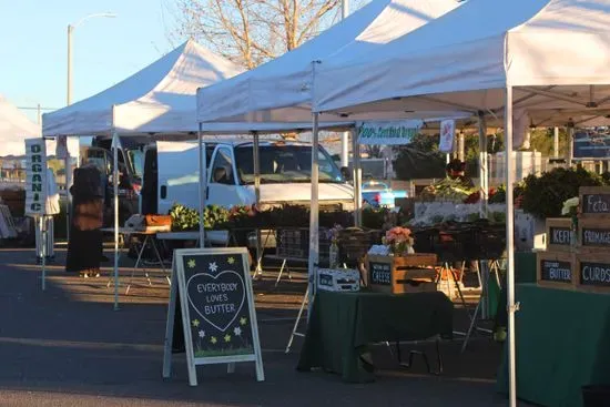 Old Town Newhall Farmers Market