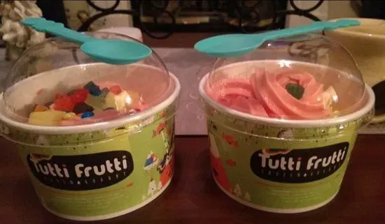 TAQUERIA / TUTTI FRUTTI