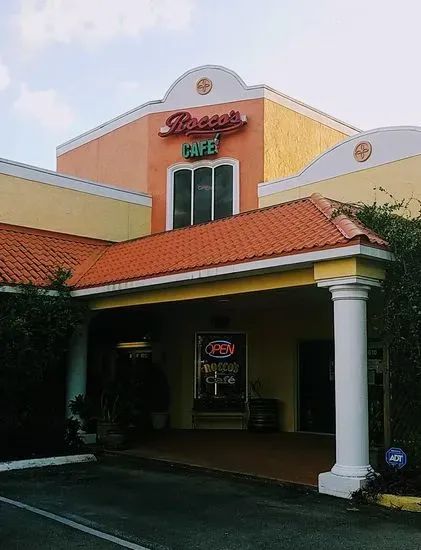 Rocco's Pizza & Cafe