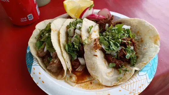 Lucila Tacos