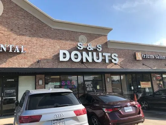 S & S Donuts