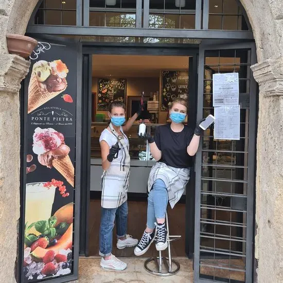 Gelateria Ponte Pietra Verona