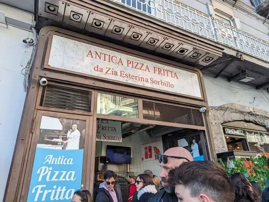 Antica Pizza Fritta da Zia Esterina Sorbillo