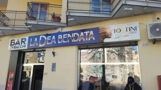 "La Dea Bendata" di Porpora Giovanni