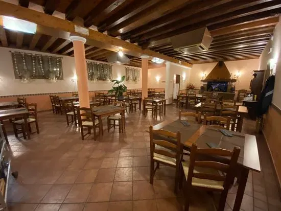 Trattoria Pizzeria Al Cavallino