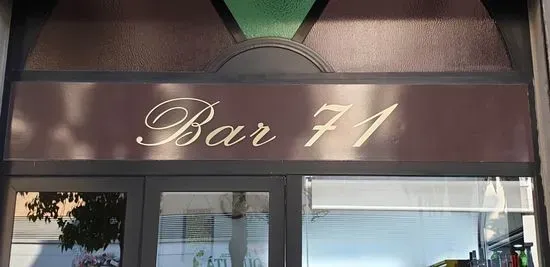 Bar 71