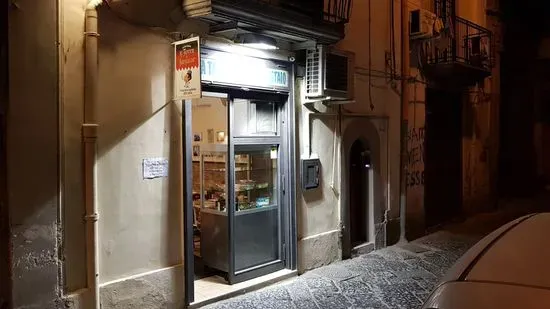 La Taverna Del Buongustaio Napoli