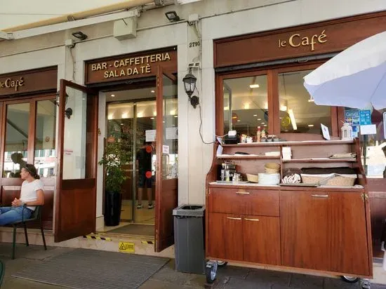 Le Café