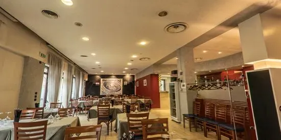 Hellas Restaurant