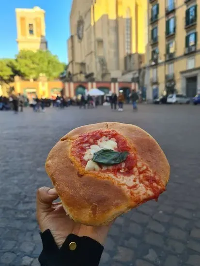 Gli sfizi di Napoli