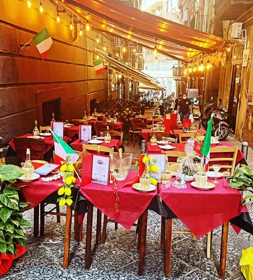 Antica Trattoria E Pizzeria Da Nanninella A Toledo